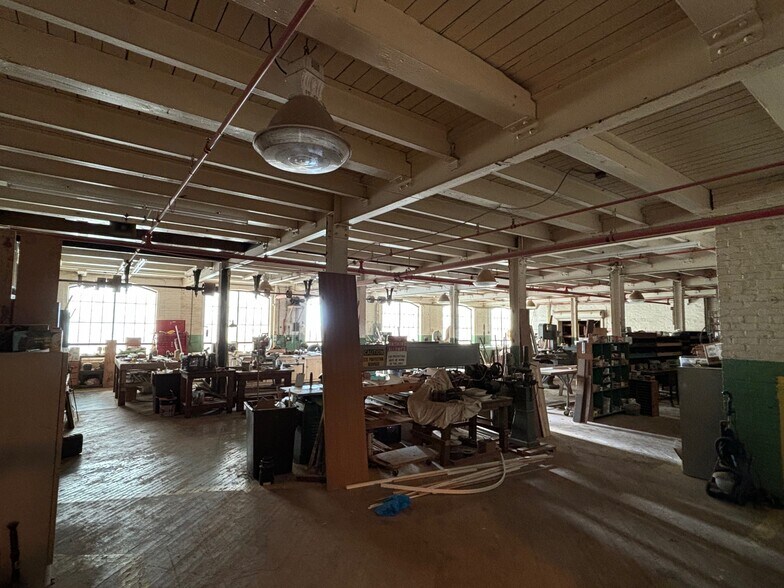 More Photos Of 732 Piedmont Ave, Canton Industrial For Sale