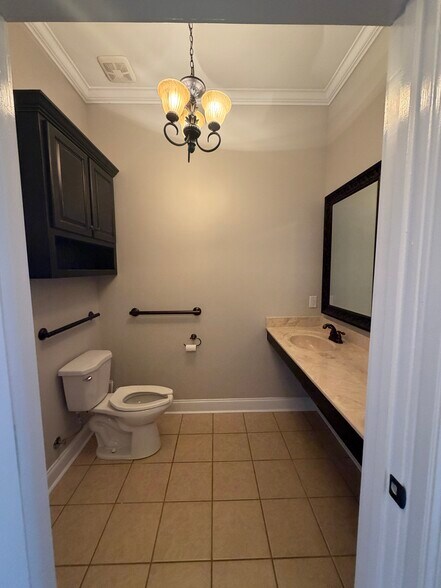 More Photos Of 3520 US Highway 41 N, Byron General Retail For Lease