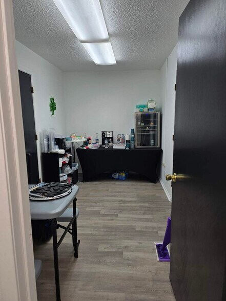 More Photos Of 115 Archer St, Jacksboro Office For Sale