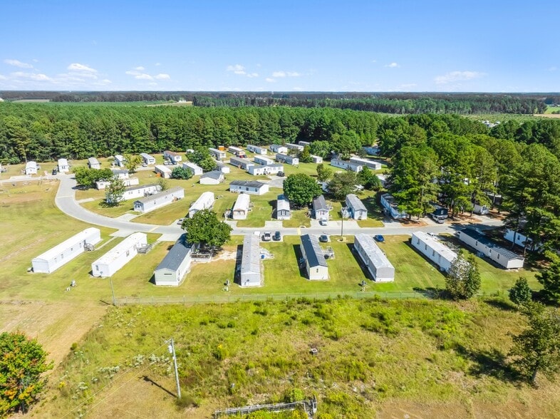 More Photos Of 2022 Keith Ln, Selma Manufactured Housing Mobile Home Park For Sale