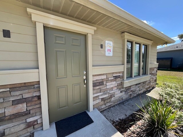 More Photos Of 205 Ridgewood Ave, Brandon Medical For Lease
