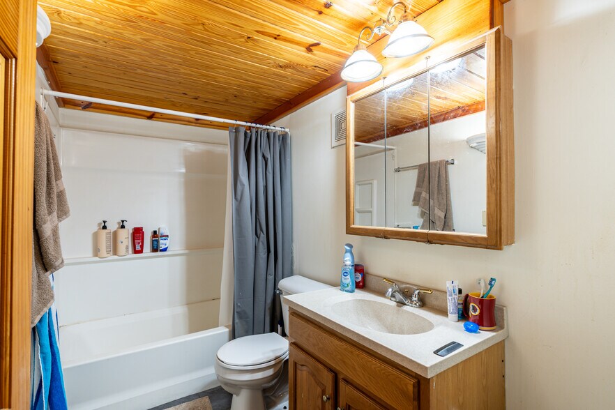 More Photos Of 53-55 W Main St, Bloomsburg Apartments For Sale