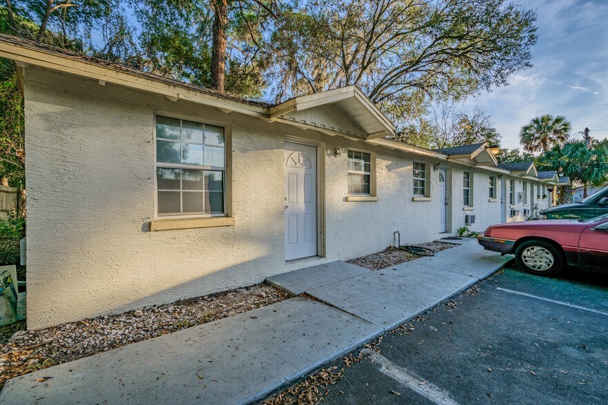 More Photos Of 7618 US Highway 19, New Port Richey Storefront Retail Office For Lease
