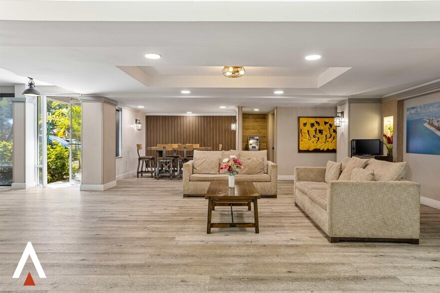 More Photos Of 3959 NW 79th Ave, Doral Hotel For Sale