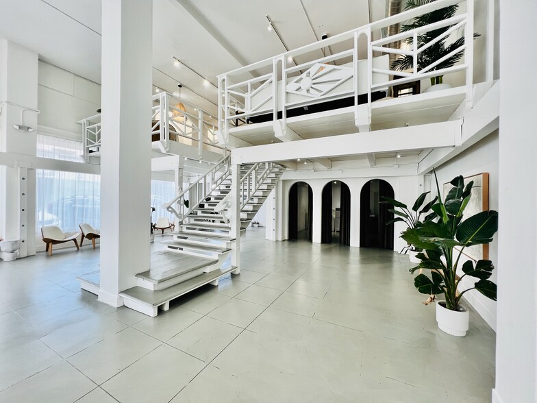More Photos Of 3001-3013 Main St, Santa Monica Apartments For Lease