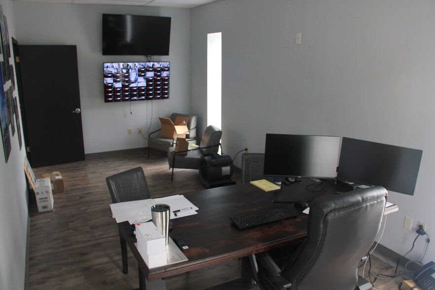 More Photos Of 5890 I 10 Industrial Pkwy W, Theodore Manufacturing For Sale