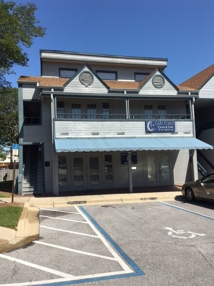 More Photos Of 4400 Bayou Blvd, Pensacola Office Residential For Lease