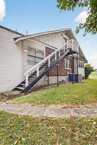 More Photos Of 2819 Gallatin Pike, Nashville Freestanding For Lease