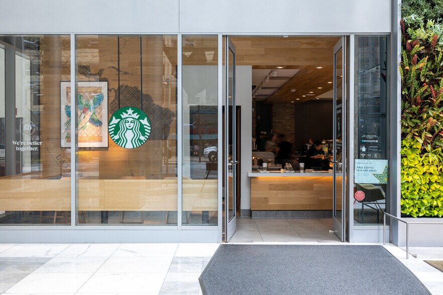 More Photos Of 200 W Madison St, Chicago Office For Lease