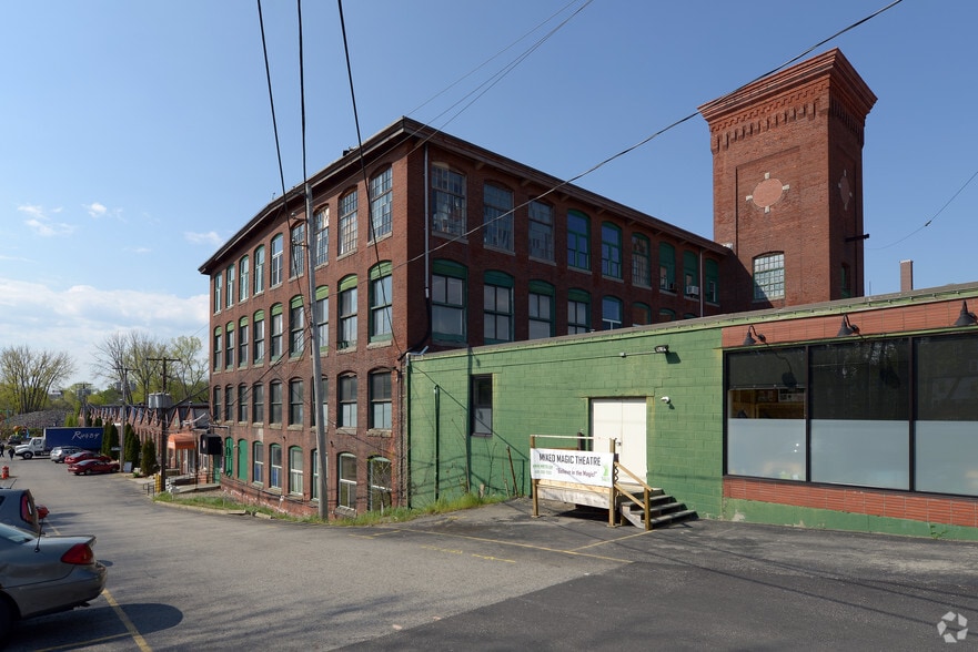 More Photos Of 560 Mineral Spring Ave, Pawtucket Warehouse For Lease