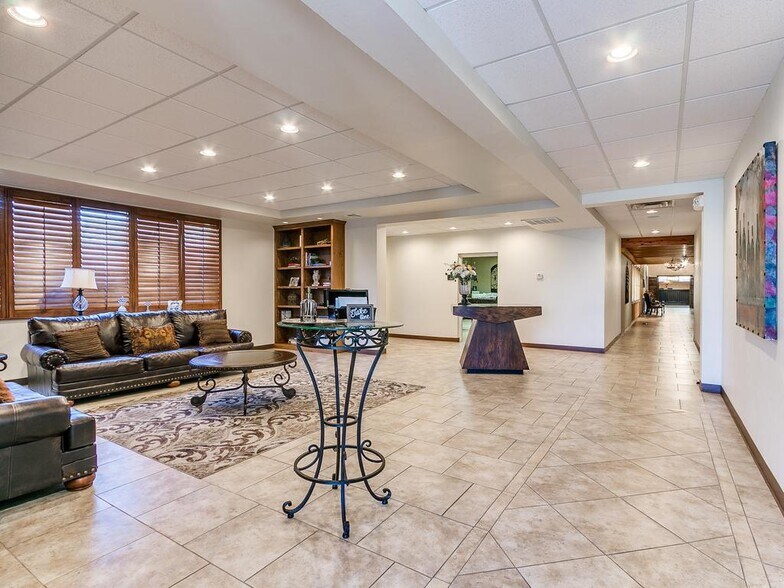 More Photos Of 2254 W Meyers Cir, Choctaw Lodge Meeting Hall For Sale