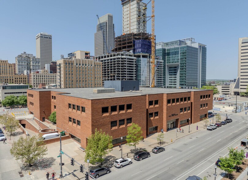 Primary Photo Of 1313 Farnam St, Omaha Office For Sale
