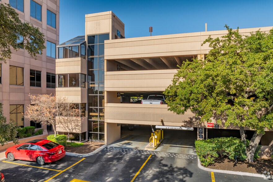 More Photos Of 745 E Mulberry Ave, San Antonio Office For Lease