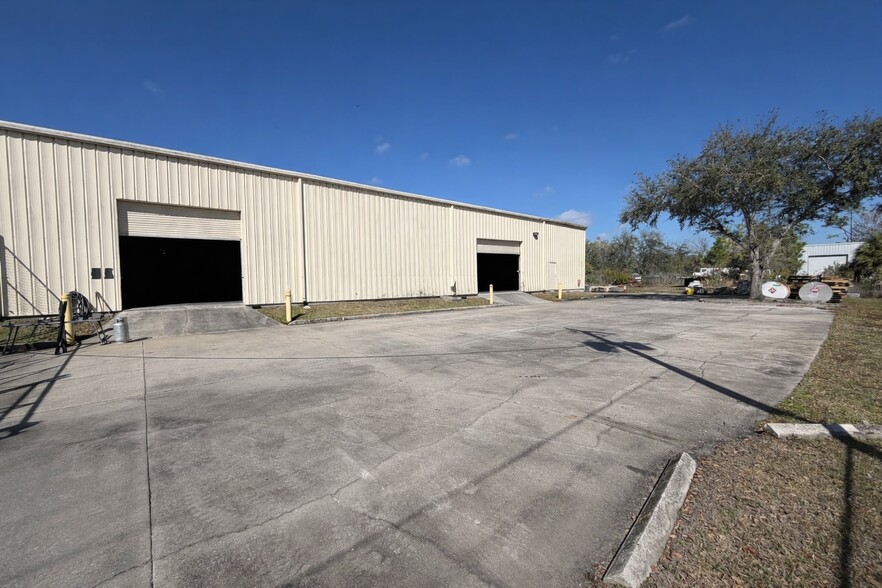 More Photos Of 3970 Dow Rd, Melbourne Light Manufacturing For Lease