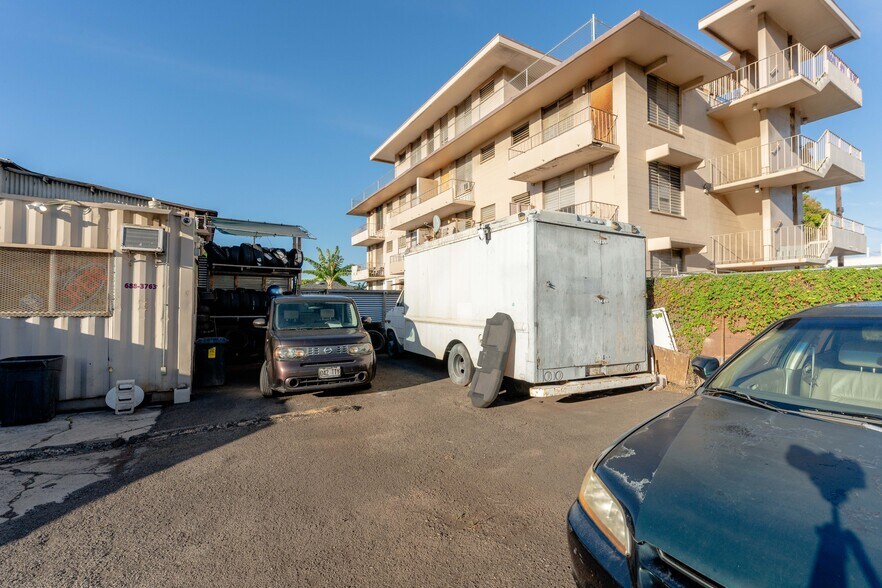 More Photos Of 98-391 Kamehameha Hwy, Aiea Auto Repair For Sale