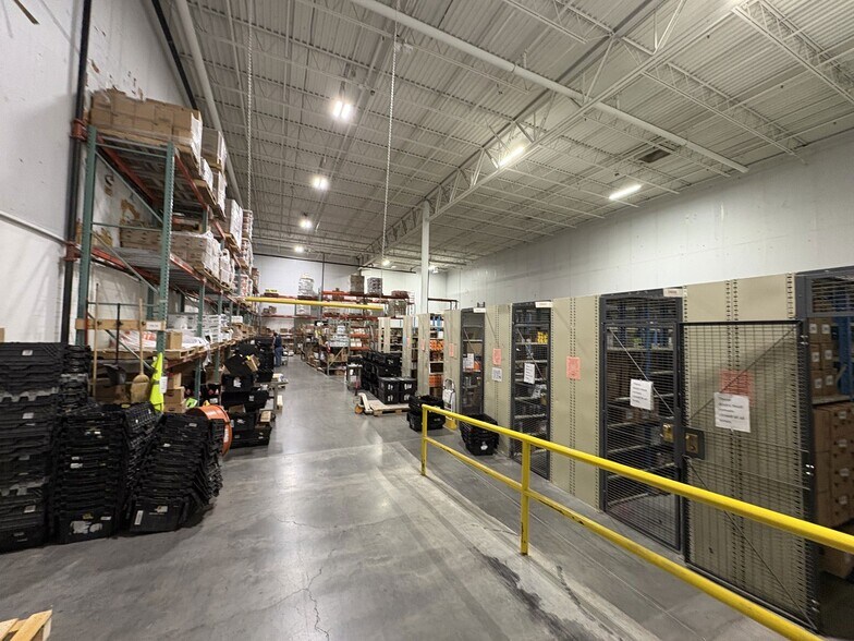 More Photos Of 3633 Valley Pike, Winchester Warehouse For Lease