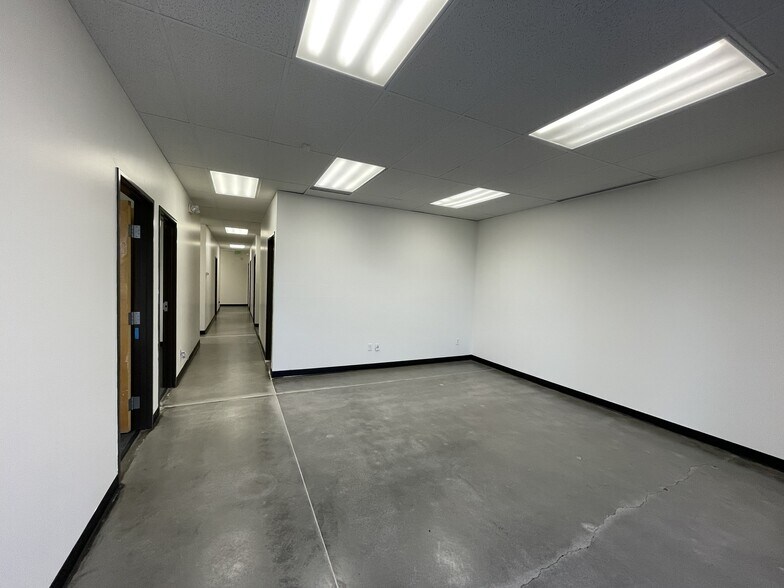 More Photos Of 5930 Ingalls St, Arvada Manufacturing For Lease