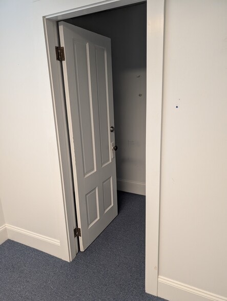 More Photos Of 57-63 South St, Hingham Storefront Retail Office For Lease