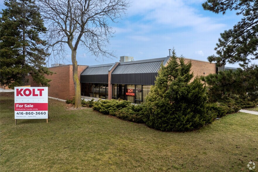 More Photos Of 270 Esna Park Dr, Markham Service For Sale