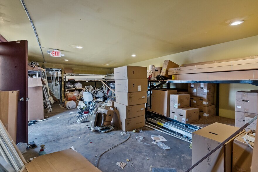 More Photos Of 2814-2818 E Allegheny Ave, Philadelphia Storefront Retail Office For Lease