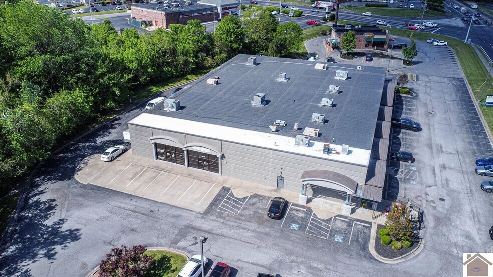 More Photos Of 3160 Parisa Dr, Paducah Storefront For Lease