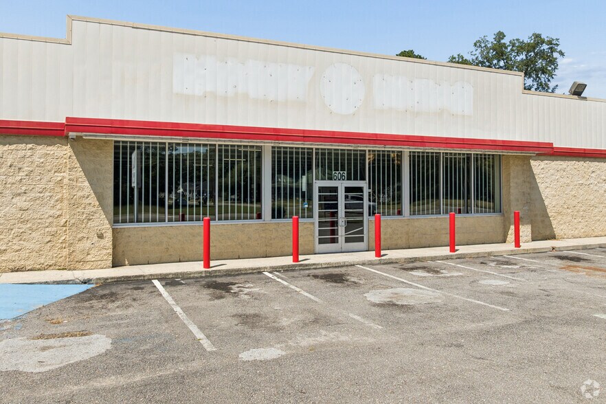 More Photos Of 606 Cokey Rd, Rocky Mount Freestanding For Sale