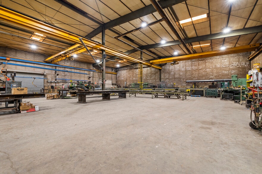 More Photos Of 617 N Timberline Rd, Fort Collins Warehouse For Sale