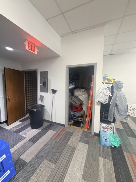 More Photos Of 1440-1466 Bethel Rd, Columbus General Retail For Sale