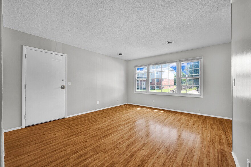 More Photos Of 3570 Kimberly Downs Rd, Davenport Apartments For Sale