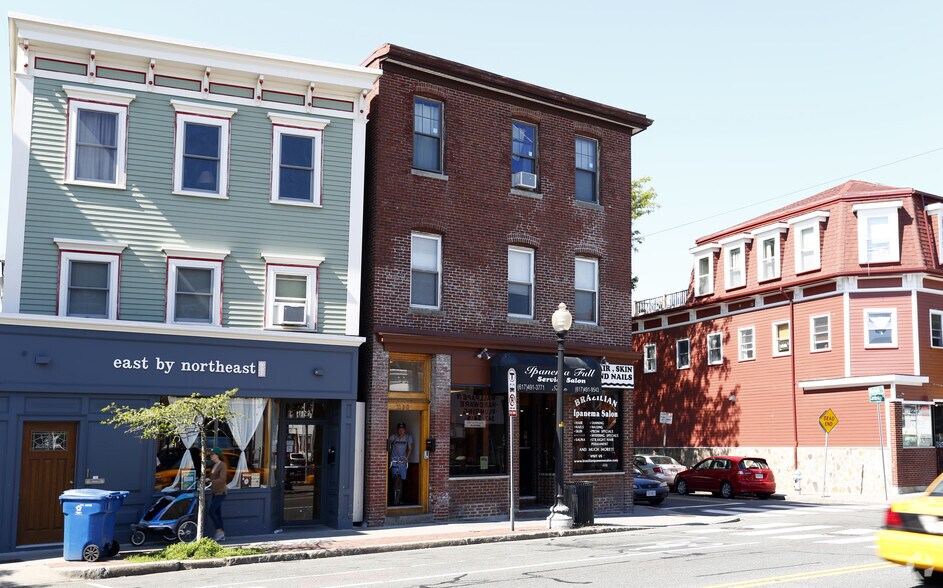 More Photos Of 1130-1132 Cambridge St, Cambridge Storefront For Lease