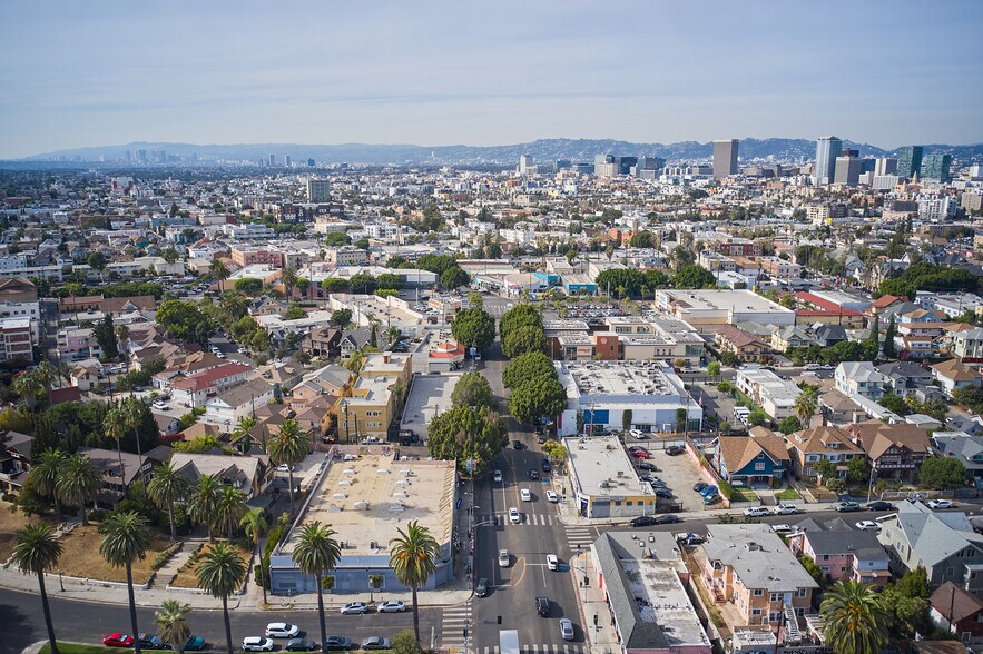 More Photos Of 1900-1914 W Pico Blvd, Los Angeles General Retail For Sale