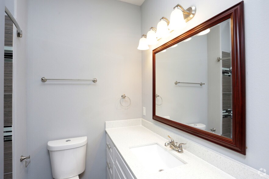 More Photos Of 2604 Avenue K, Bay City Apartments For Sale
