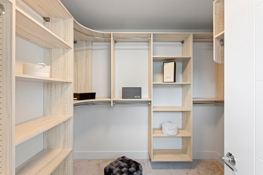 More Photos Of 4270 NE 50th St, Seattle Apartments For Sale