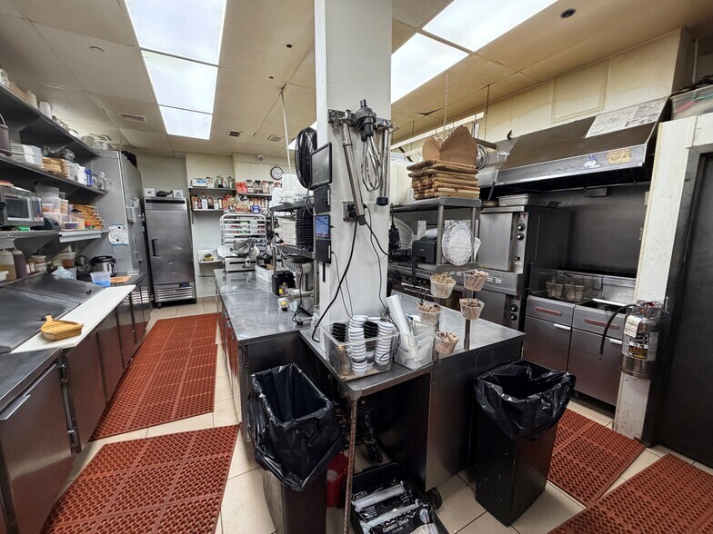 More Photos Of 2001-2027 Emmons Ave, Brooklyn Restaurant For Lease