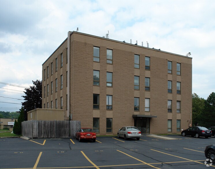 More Photos Of 36 Commerce Way, Woburn Office For Lease