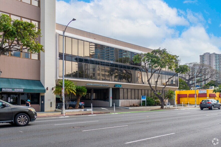 Primary Photo Of 1350 S King St, Honolulu Medical For Lease
