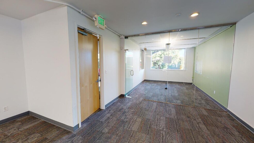 More Photos Of 644 Emerson St, Palo Alto Office For Lease