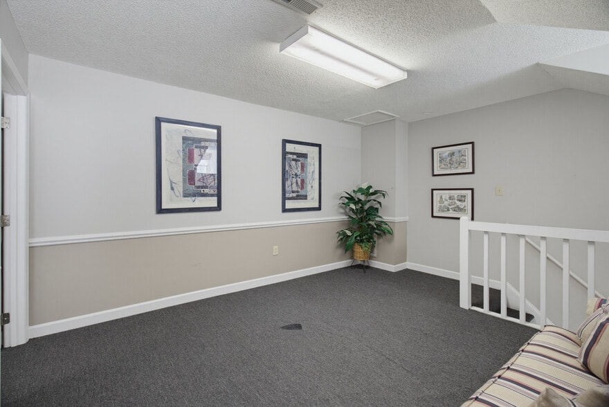More Photos Of 701 W Main St, Jamestown Office For Sale