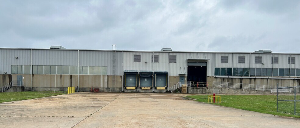 More Photos Of 62801 US 82 Hwy, Greenwood Manufacturing For Sale