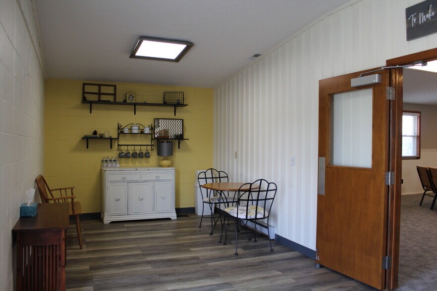 More Photos Of 1409 W Kirkwood Ave, Bloomington Religious Facility For Sale