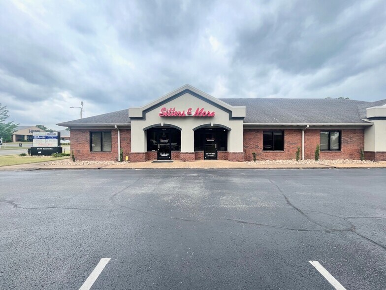 Primary Photo Of 121 Stonebridge Blvd, Jackson Office For Lease