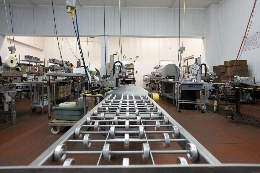 More Photos Of 1135 Industrial Park Rd, Vandergrift Food Processing For Sale