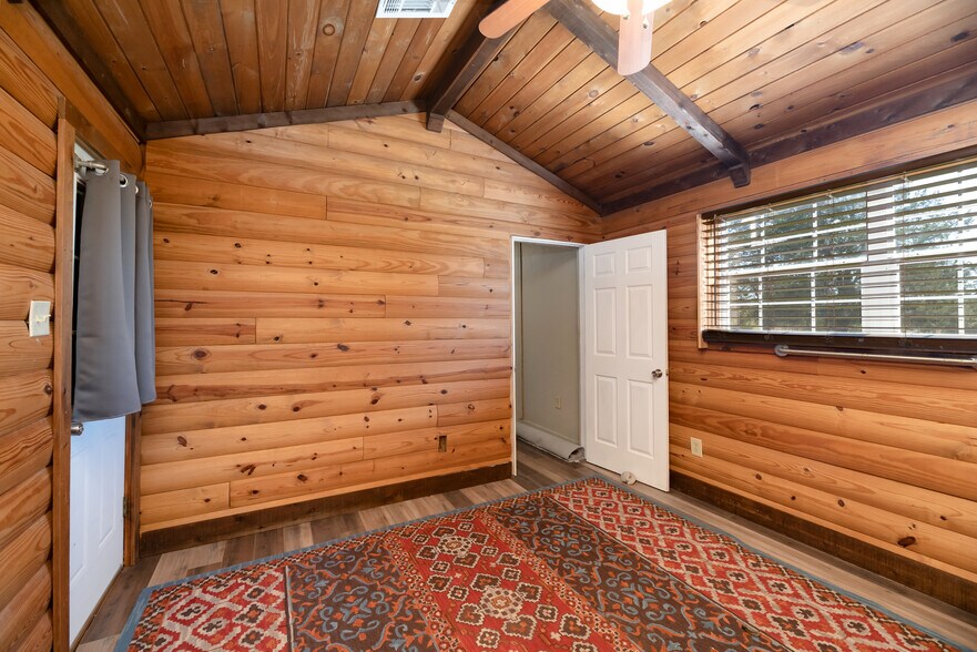 More Photos Of 2261 TX-276, Emory Specialty For Sale