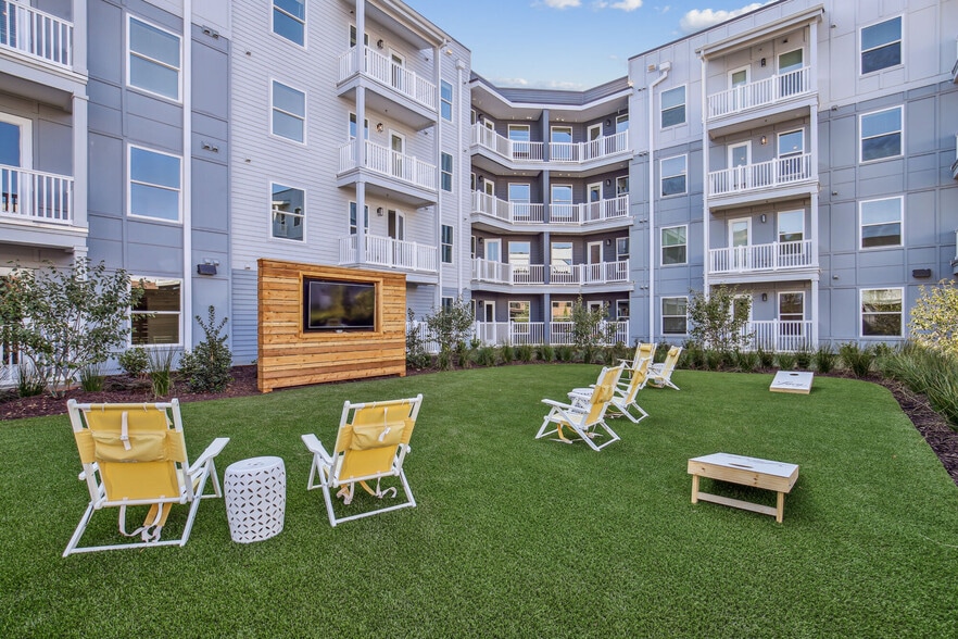 More Photos Of 2652 S Main St, Kennesaw Coworking Space