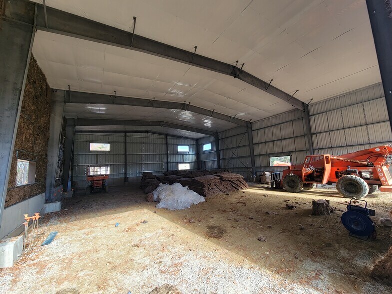 More Photos Of 50 Old Tyng Rd, Tyngsborough Warehouse For Sale
