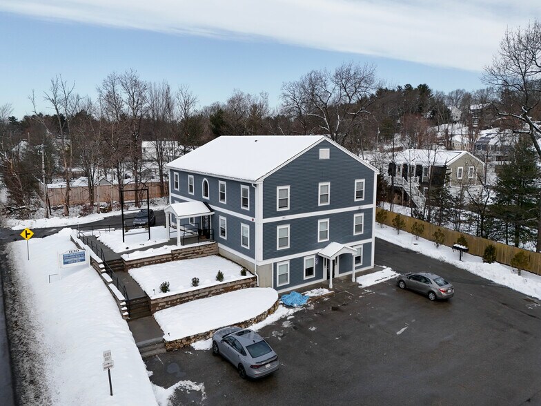 More Photos Of 630 Turnpike St, North Andover Office For Lease