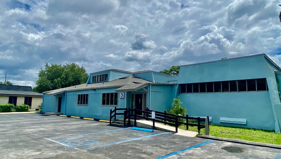 More Photos Of 4131 University Blvd S, Jacksonville Medical For Lease