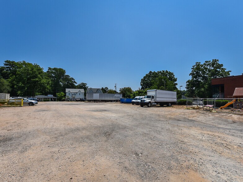 More Photos Of 5108 Western Blvd, Raleigh Land For Lease