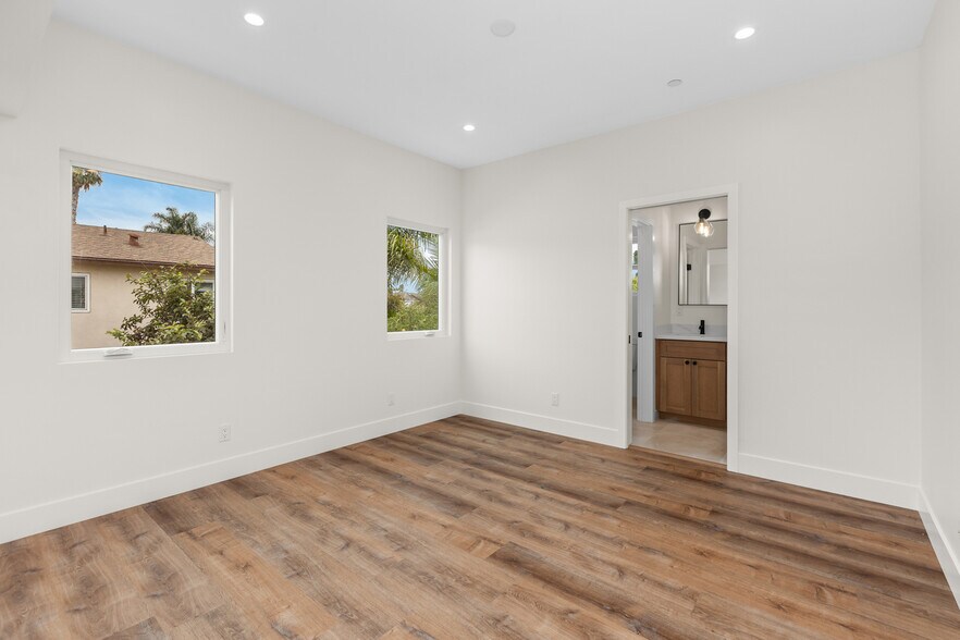 More Photos Of 243 Dahlia Ave, Imperial Beach Apartments For Sale