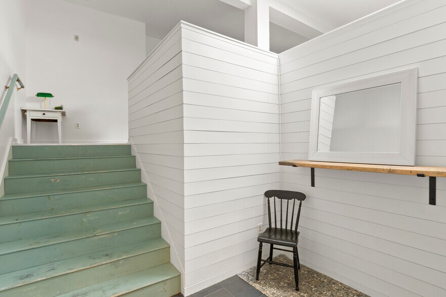 More Photos Of 56 Elm St, Camden Storefront For Sale